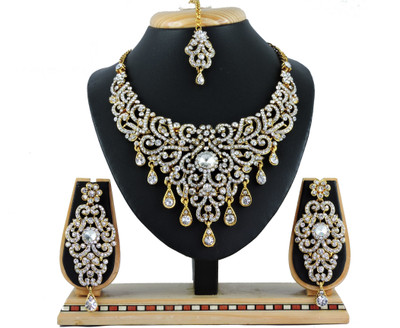 KAHAR CREATION Alloy Gold-plated White Jewellery Set(Pack of 1)