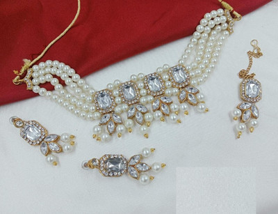 Manmohini Alloy Gold-plated White Jewellery Set(Pack of 1)