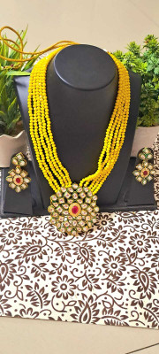 ASHE Brass Yellow Jewellery Set(Pack of 1)
