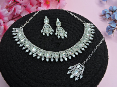 VATSALYA creation Alloy Gold-plated White Jewellery Set(Pack of 1)