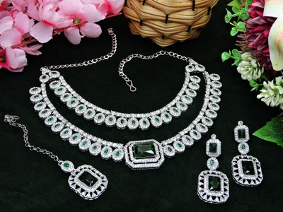 VATSALYA creation Alloy Gold-plated Green Jewellery Set(Pack of 1)