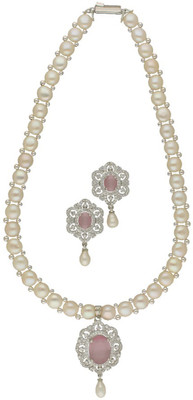 Sri Jagdamba Pearls Alloy Gold-plated White Jewellery Set(Pack of 2)