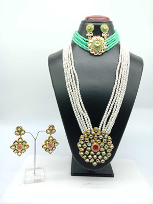 CATALYST Alloy Gold-plated Green, White Jewellery Set(Pack of 1)