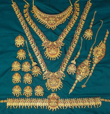 Chigold Alloy Gold-plated Multicolor Jewellery Set(Pack of 1)