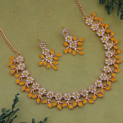 Sangria Brass Gold-plated Yellow Jewellery Set(Pack of 1)
