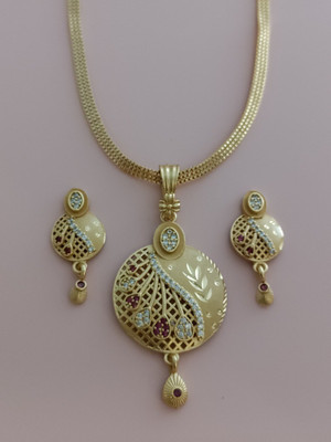 Bhagavati creation Brass Gold-plated Gold Jewellery Set(Pack of 1)