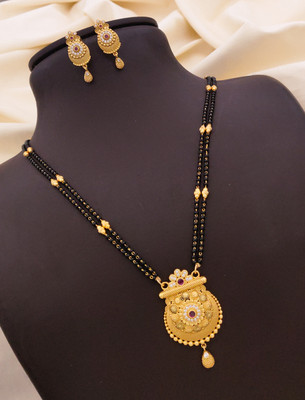 sakimo Brass Gold-plated Gold Jewellery Set(Pack of 1)