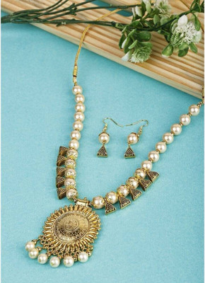 Gauri Fashions Alloy Gold-plated White, Gold Jewellery Set(Pack of 1)
