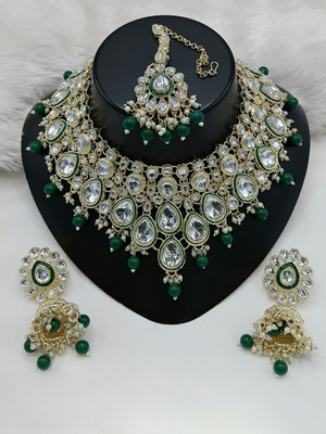 Yuzi Jewells Alloy Green, Gold Jewellery Set(Pack of 1)