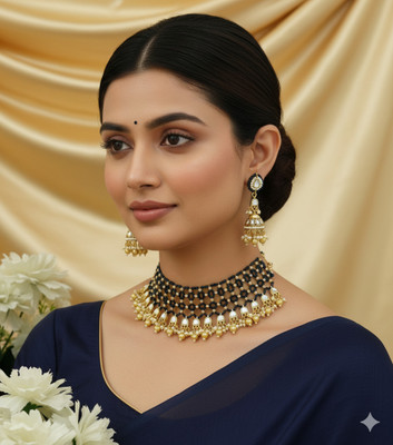 SheCARIO Brass Gold-plated Black Jewellery Set(Pack of 1)