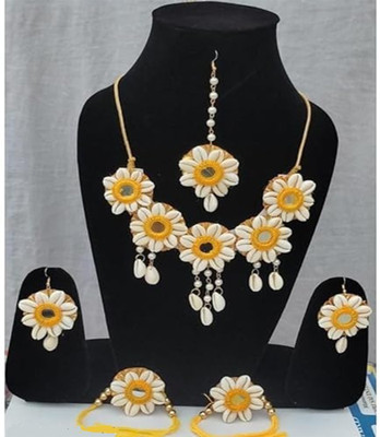 Honbon Shell, Fabric Yellow, White Jewellery Set(Pack of 1)