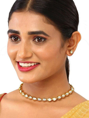 V.V. Sons Alloy Gold-plated Gold Jewellery Set(Pack of 1)