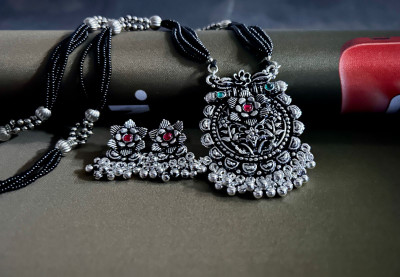 EIRA Oxidised Silver Silver Multicolor Jewellery Set(Pack of 1)