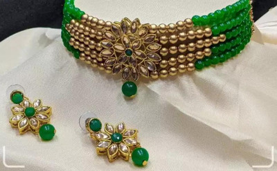 shivay Crystal Green Jewellery Set(Pack of 1)