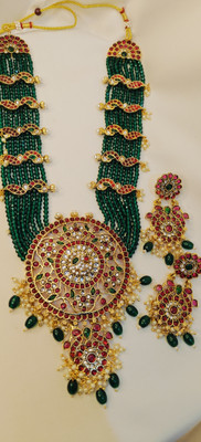 fashion jewellary Brass Gold-plated Green Jewellery Set(Pack of 1)