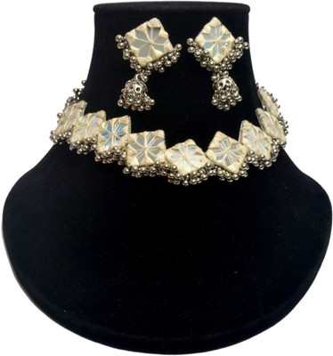 aanyaas Oxidised Silver White Jewellery Set(Pack of 1)