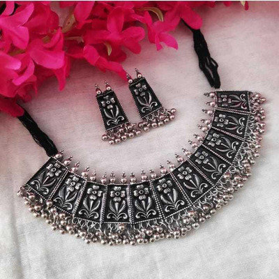 Ruhi Alloy Black, Silver Jewellery Set(Pack of 1)