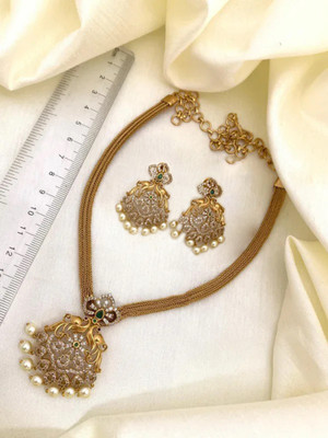 RUJVE JEWELLERY Brass, Copper Gold-plated Gold Jewellery Set(Pack of 1)