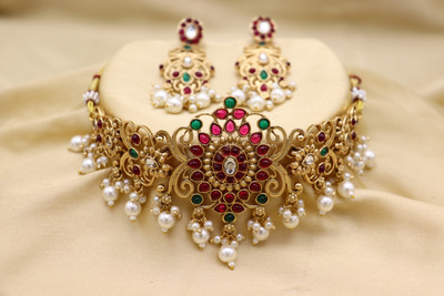 HARIPRIYA JEWELLS Alloy Multicolor Jewellery Set(Pack of 1)