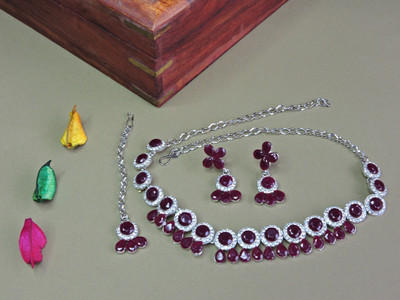 VATSALYA creation Alloy Gold-plated Maroon Jewellery Set(Pack of 1)
