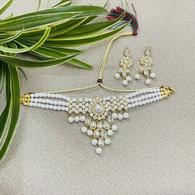 Fashion Paradise Alloy Gold-plated White, Gold Jewellery Set(Pack of 1)