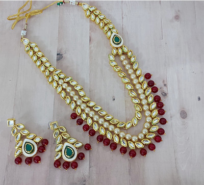 Chrishan Alloy Gold-plated Maroon Jewellery Set(Pack of 1)