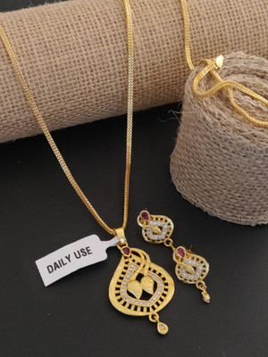 Yuktira Collection Brass Gold-plated Gold Jewellery Set(Pack of 1)