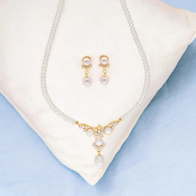 Sri Jagdamba Pearls Mother of Pearl Gold-plated White Jewellery Set(Pack of 1)