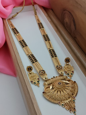 SUGHOSH Brass, Alloy Gold-plated Gold Jewellery Set(Pack of 1)