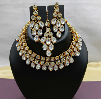RAHUL TRADERS Stone Gold-plated White Jewellery Set(Pack of 1)