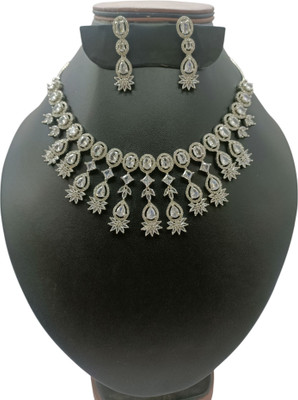 JAVERIA JEWELLRY CREATION Metal White Jewellery Set(Pack of 1)