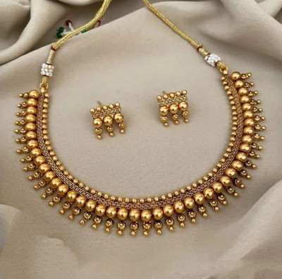 house of common Alloy Gold-plated Gold Jewellery Set(Pack of 1)