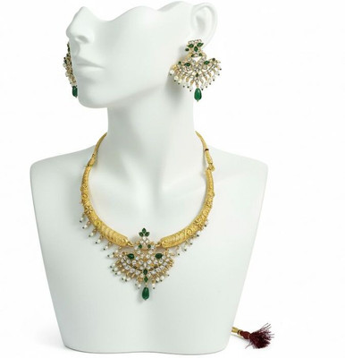 Macway Jewels Alloy Gold-plated Green Jewellery Set(Pack of 1)