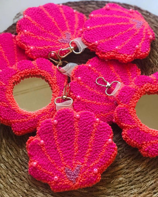 HANDCRAFTp Handcrafted Mirror Keychain, Quick Touch-Up Mirror, Supersoft And Lightweight Key Chain