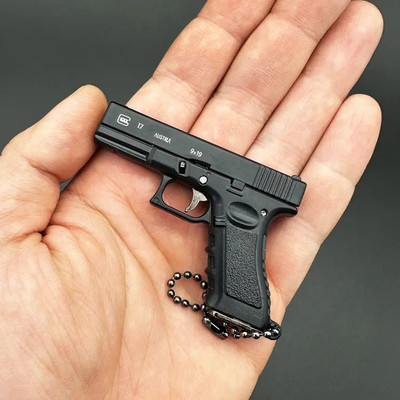 Glock Metal 1:3 Miniature Model, Functional Slide, Removable Magazine, Working Trigger Key Chain
