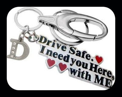 Meeko.com TWO IN ONE SILVER METAL KEY CHAIN - DRIVE SAFE+ LETTER D (SET OF 1) Premium Key Chain