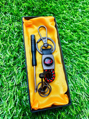 GKM Mahindra Car latest design metal hook keychain Key Chain