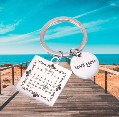 Myurawells Custom Date Engraved Message Keyring & Anniversary Birthday Memorial Gift Key Chain