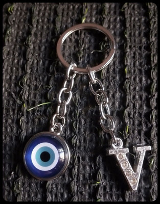 Meeko.com V Letter With Evil Eye Key Chain 2v-jj312 Key Chain