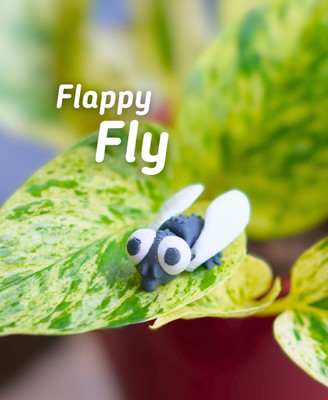 Vaali Articulating Flappy Fly Keychain and Fidget Toy Key Chain
