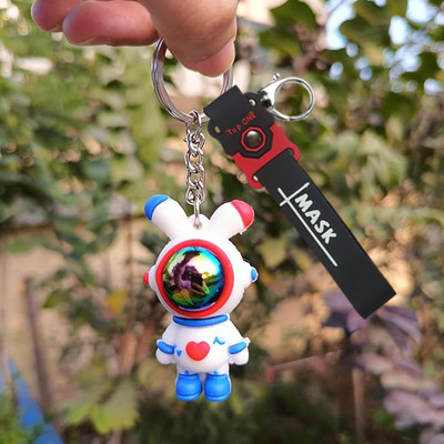 Symbelle Cute 3D Astronaut Stylish Keychain – Keyring for Keys, Backpacks, and Gifts | Key Chain