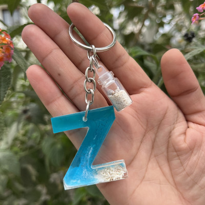 UniQ Creation Ocean Desin Resin Alphabet Keychain Z Key Chain