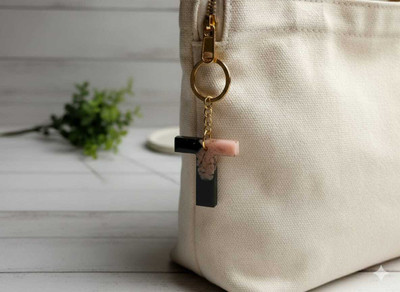 RESINKEY G001 Key Chain