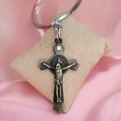 Sullery Jesus Christ Crucifix Cross Locket With keychain Sullerykey202118 Key Chain