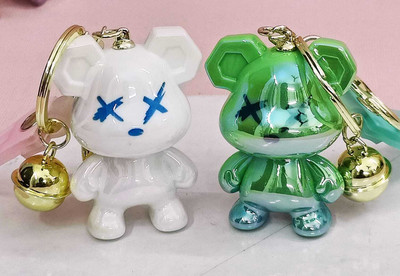 AMANVANI Fashionable Acrylic Panda Shaped Keychain For Men Panda Shiny Keychain Key Chain