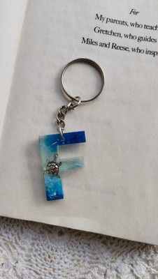 SnipNclip Crafts F Letter Ocean Theme Handmade Resin Keychain with Tortoise Key Chain