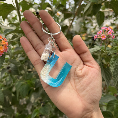 UniQ Creation Ocean Desin Resin Alphabet Keychain U Key Chain