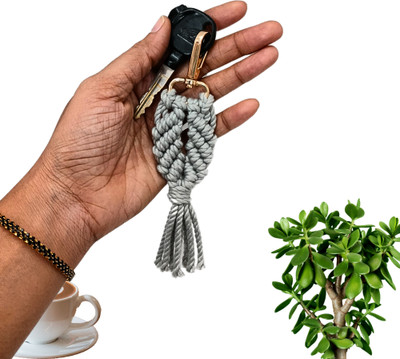 Tailored knots Macrame Handmade Dual Side Shell Shape Keychain Key Chain