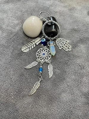 BBG NEW_Beautiful Evil Eye Lucky Hamsa Leaf metal premium keychain with hook Key Chain
