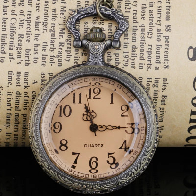 Tiny Tim Red Glass Case Vintage Pocket-Watch Antique Style Metallic Keychain Best Gift Key Chain